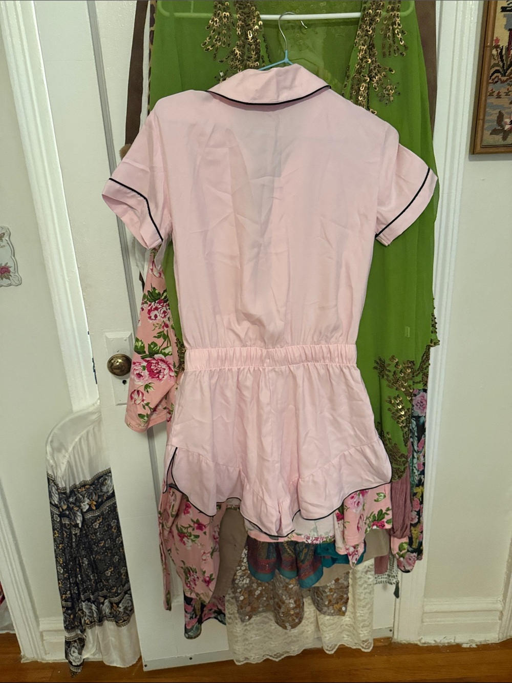 Victoria's Secret Pink Short-Sleeve Satin Romper with Black Piping - Picture 4 of 6